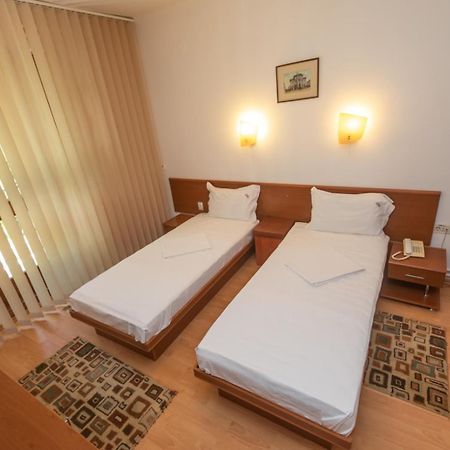 Hotel Amurg Ефоріє-Суд Екстер'єр фото
