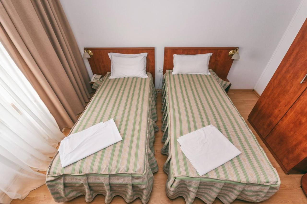 Hotel Amurg Ефоріє-Суд Екстер'єр фото