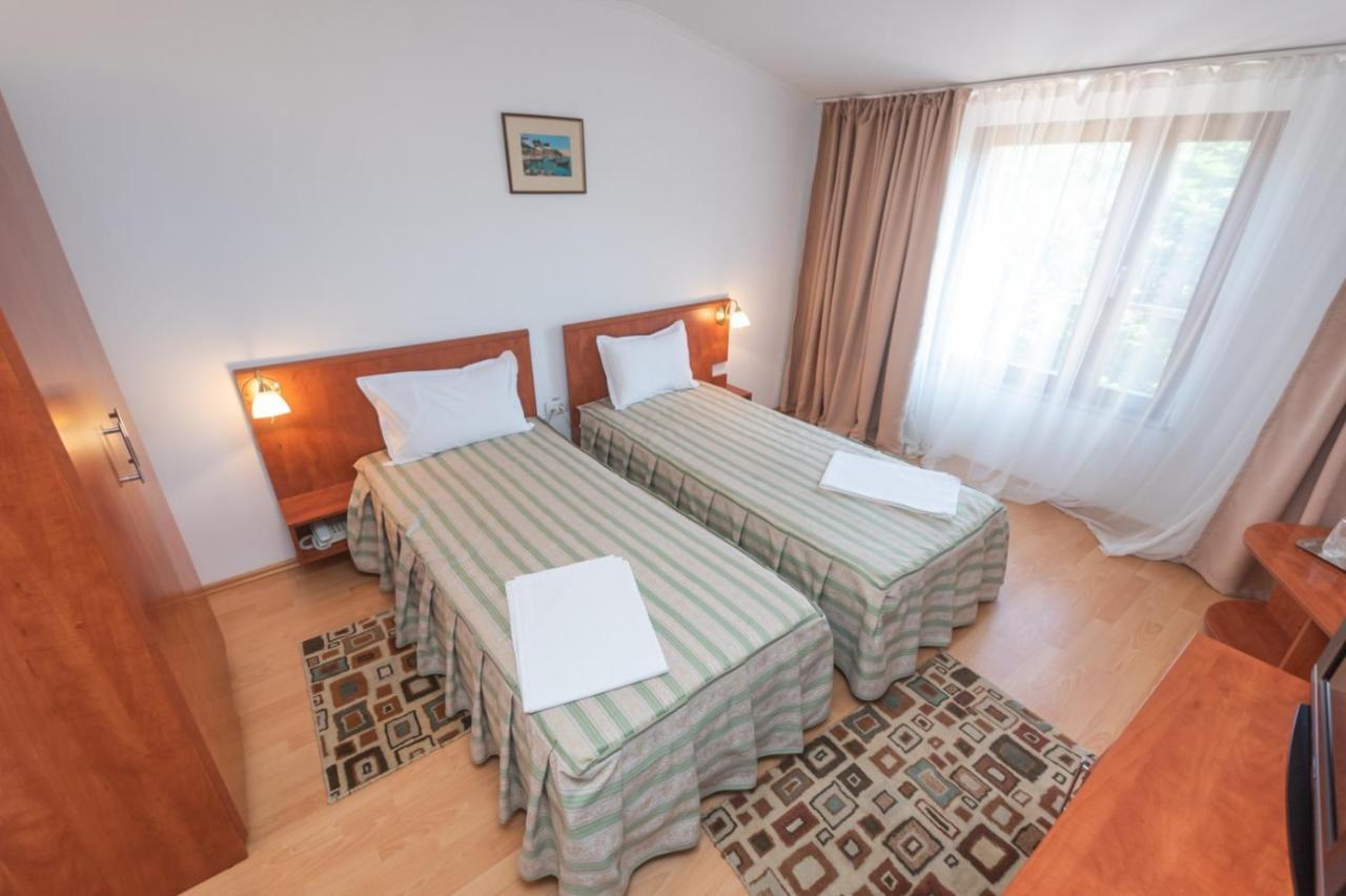 Hotel Amurg Ефоріє-Суд Екстер'єр фото