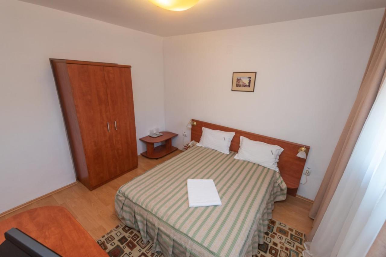 Hotel Amurg Ефоріє-Суд Екстер'єр фото